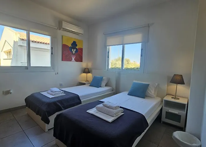 Harsha Willa Ajia Napa